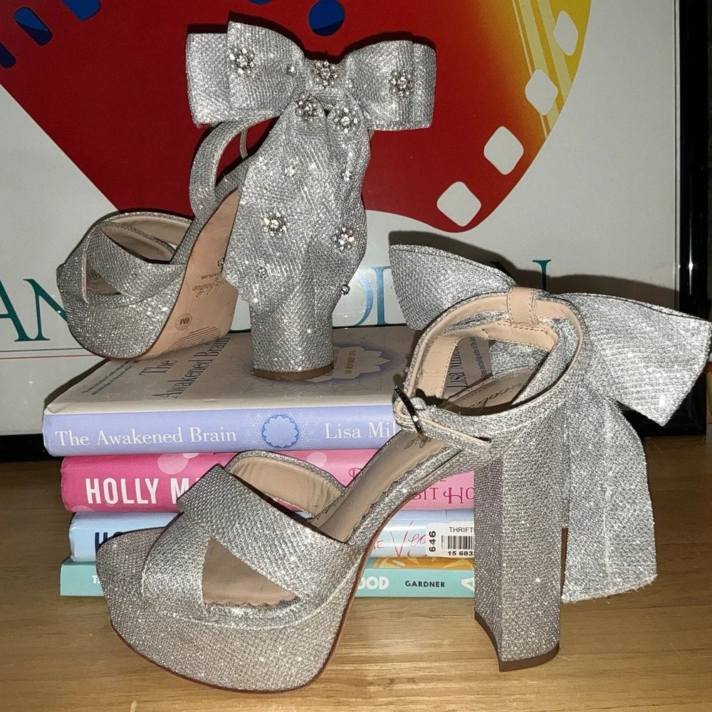 Antonio Melani x Nicola Bathie Lila Silver Platform Embellished Bow Heels Size 6
